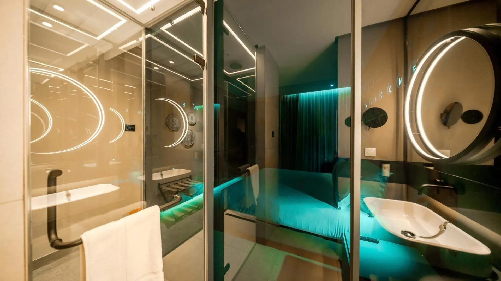 The Nine Lifestyle Experience Hotel La Marsa 4*,